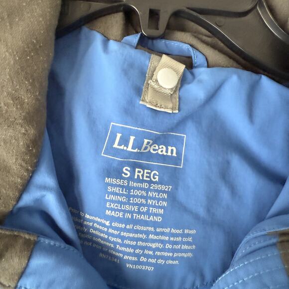LL Bean Jacket Womens Small Blue Hooded Nylon Lightweight Rain Windbreaker Coat - Picture 5 of 10